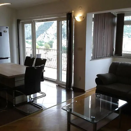 Nevena Apartman