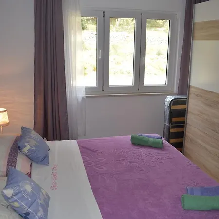 Nevena Appartement Omiš